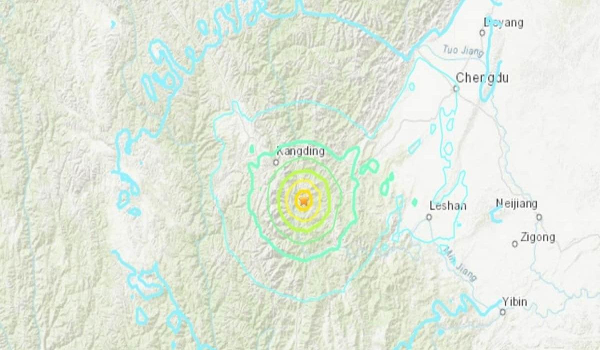 Strong Earthquake Strikes Chinas Southwestern Sichuan Province